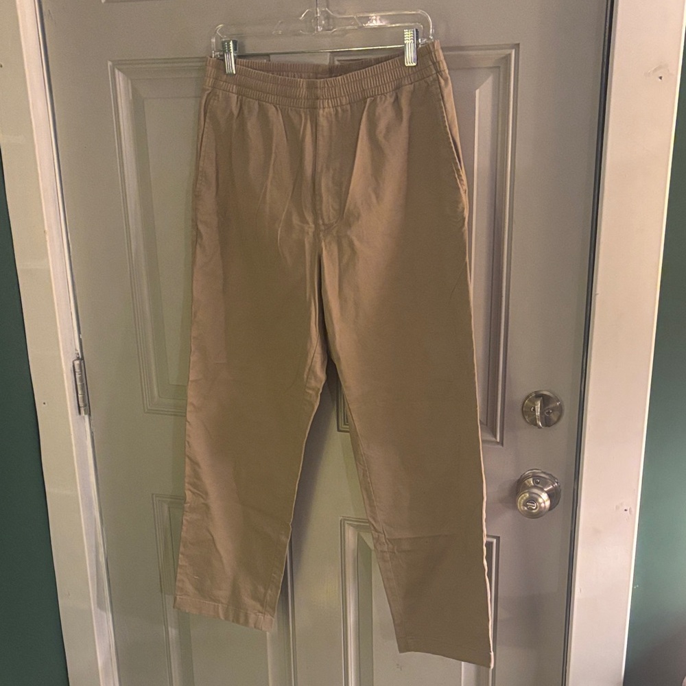 Uniqlo Men's Tan Chinos